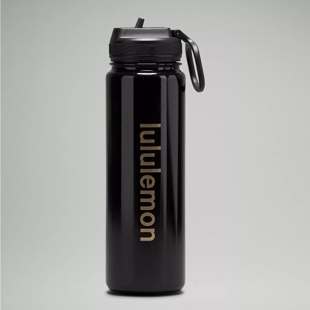 Lululemon - Back to Life Sport Bottle 24oz Straw Lid
Shine in black- nwt